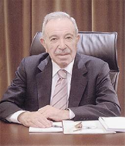 كمال شاعر